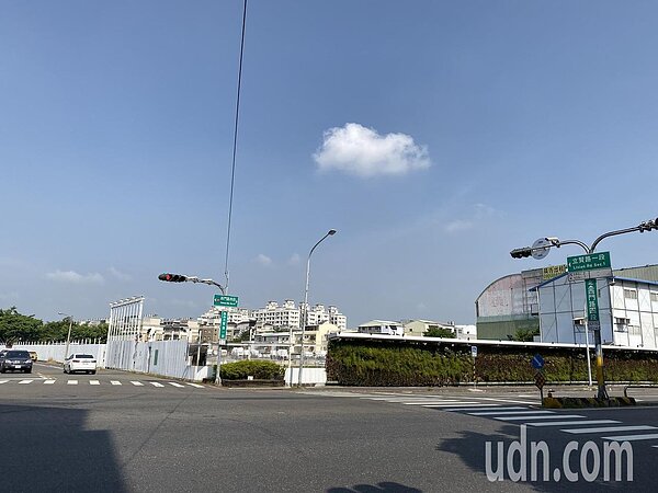 南山人壽取得台南市北區東帝士舊址規畫開發「南山台南廣場」。記者鄭維真/攝影