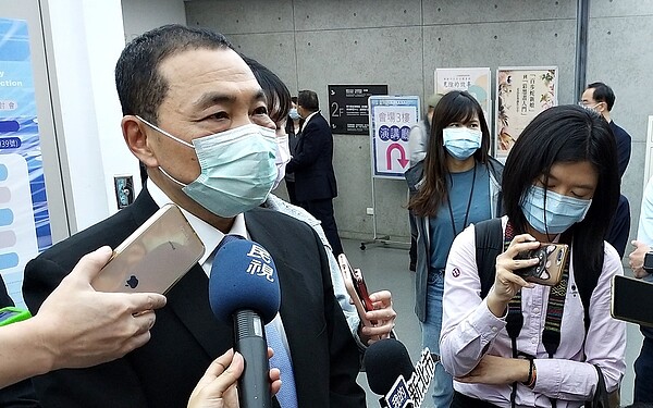 侯友宜指出,環狀線捷運都在新北市境內,不管盈虧或任何困難,都要自己挑起責任。圖/好房網News記者林和謙攝