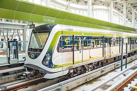 
台中市為迎接捷運新世代到來，台中捷運綠線年底能否通車？交通部25日將進行履勘。（陳世宗攝）
 