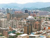 內政部射三箭　拚危老、都更