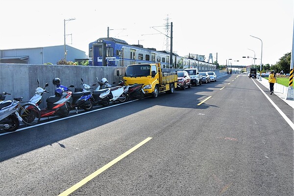 彰化永靖車站聯外道路18日正式通車。圖／彰化縣工務處提供