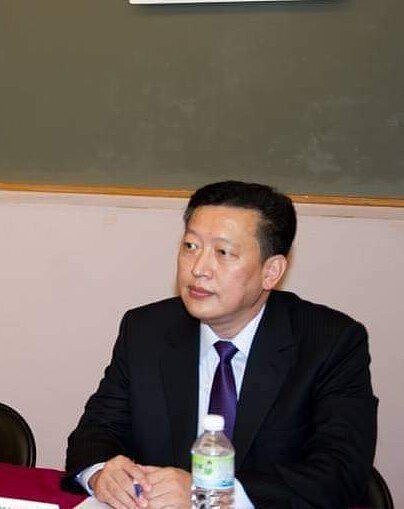 楊杰當選全國養豬協會理事長,他呼籲政府做好進口萊豬的產地標示及流向追蹤,保障豬農權益。圖/翻攝林姿妙臉書粉專