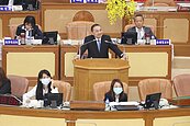 汐止6千里民回家得穿貨櫃場　議員批「比偏鄉還偏鄉」