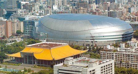 台北市長柯文哲首度表態，指延宕5年的台北大巨蛋將在明年完工。圖／中時報系資料照