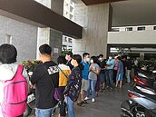 平價屋申購剩七天就截止　排隊賞屋熱潮再起