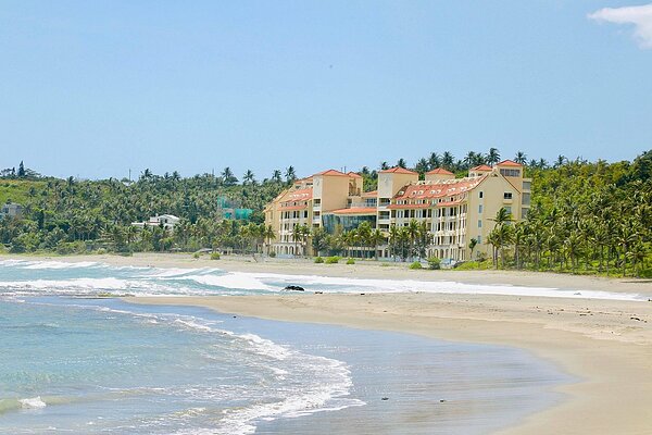 台東美麗灣渡假村開發案爭議長達16年,23日仲裁結果出爐,事件終於有了落幕。圖/台東縣政府提供