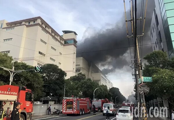 欣興電子大火，今清晨7點消防殘火處理完畢。圖／報系資料照