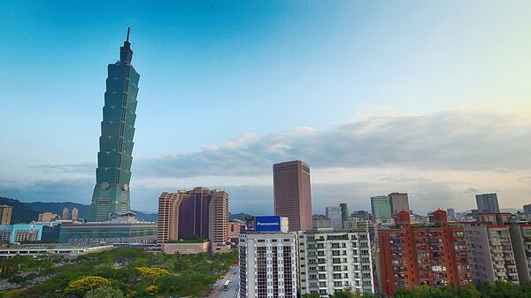 主計總處30日發布2020年第3季經濟成長率概估為3.33%,較2020年8月預測數2.01%增加1.32個百分點,主因是出口表現優於預期。圖/聯合報系資料照片