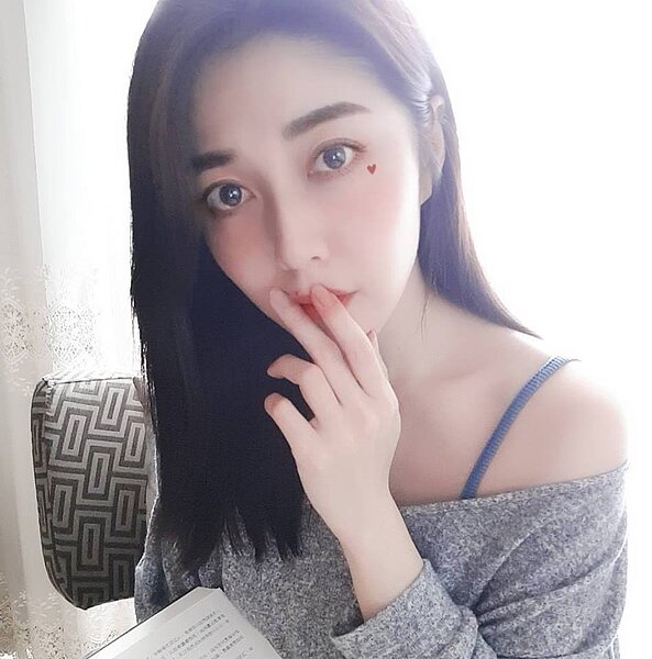 台劇八點檔當家花旦韓瑜因投資高風險標的失利,向地下錢莊借錢。圖/截自韓瑜臉書