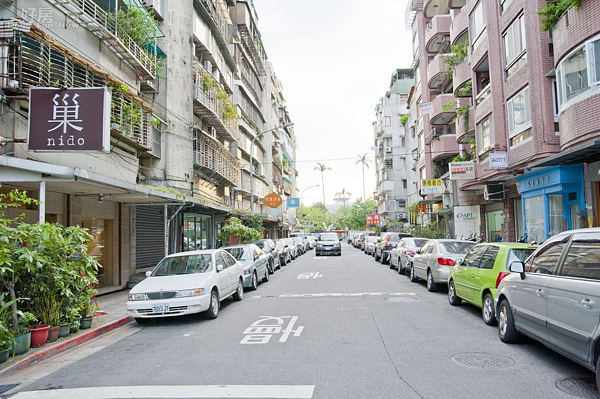 松山文創園區,店家,街景,忠孝東路四段553巷。(好房news記者 陳韋帆/攝影)