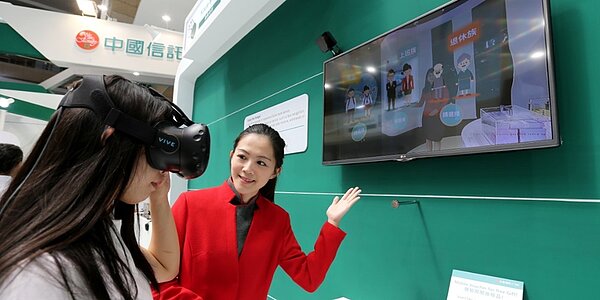 金融圈女力爆發,包括中信等4家金控女性員工占比逾六成。圖/中時報系資料照片