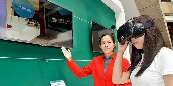 女力抬頭,在金控上班的女主管薪資有機會比男人高。其中,中信金女性員工平均年薪達137.6萬元,羨煞同業。圖/中時電子報資料照片