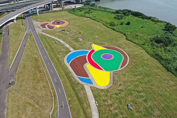 三重鴨鴨地景藝術展即將登場。圖/新北市高灘處提供