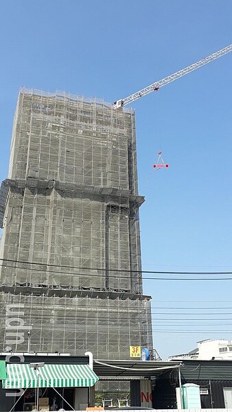 台南震災倒塌維冠大樓重建今上梁，賴清德祝福重新再起。記者周宗禎／攝影