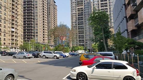 市府欲改建停二停車場，地方傳出多種不同聲音，經發局欲於11月底召開公聽會。圖／新北市經發局提供