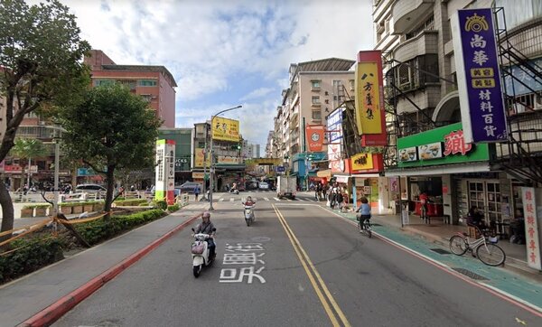台北市447條路段明年將調漲房屋稅。圖為吳興街／翻攝Google Maps