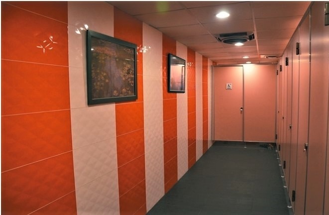 基隆東岸商場「五星級廁所」。記者游明煌／ 攝影