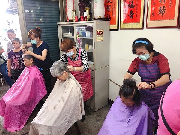 #敬老 #重陽節 #環保 #愛心義剪  #愛心 #志工服務 #美髮設計