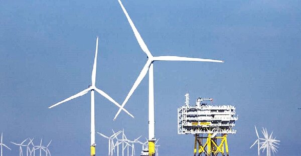 銀行業者指出,國家融資保證機制實施直至2025年,主要是與經濟部的多個離岸風場計畫併聯發電的時程搭配。圖/中時電子報資料照片