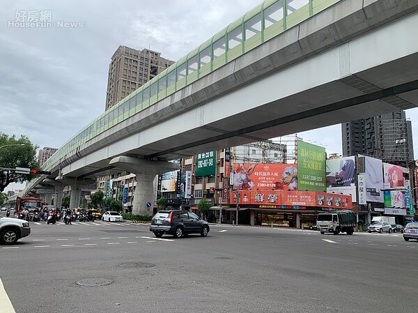 今年前十月台中市南屯區淨遷入人口達1907人,年人口增加率10.95%,為台中唯一年增達二位數的區域。照片業者提供