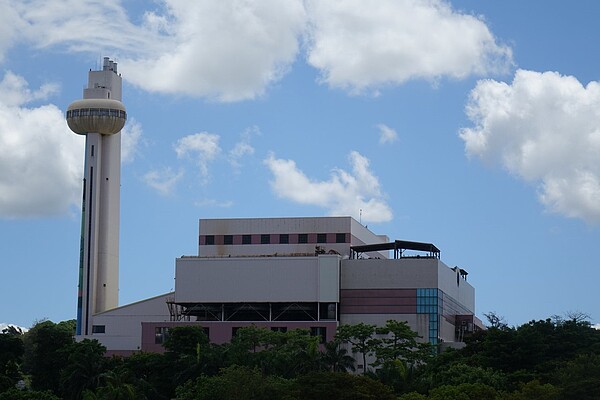 高雄市長陳其邁今天承諾,會在5年內讓中區廠「除役」。圖/聯合資料照