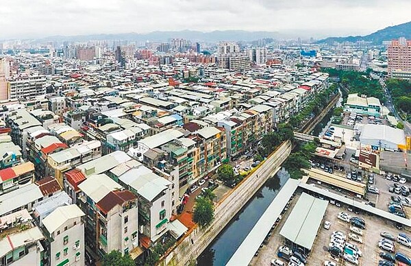 新北市府推動塭仔圳市地重畫案,10月起卻一連2度流標,預計11月底將辦理第3次招標。(新北市地政局提供/許哲瑗新北傳真)