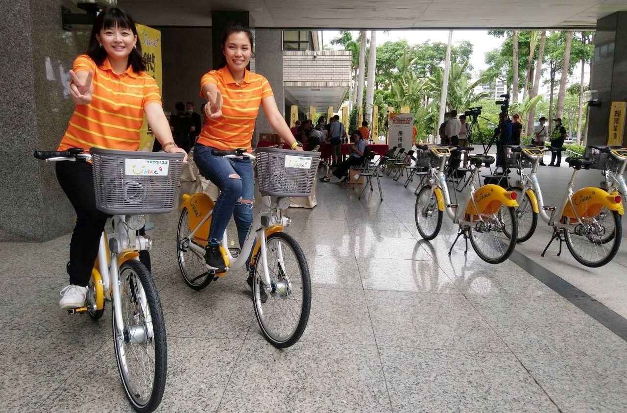 高雄市公共自行車YouBike將從市區往郊區觀光景點增設。 圖／高雄市交通局提供