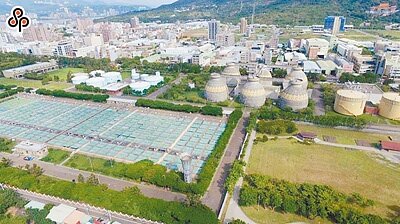 北市府管轄的八里汙水處理廠預計明年6月移交新北市，今年8月底前將先完成新店溪、大漢溪中下游22座截流站、2座抽水站及管線移交。（北市工務局提供／譚宇哲台北傳真）