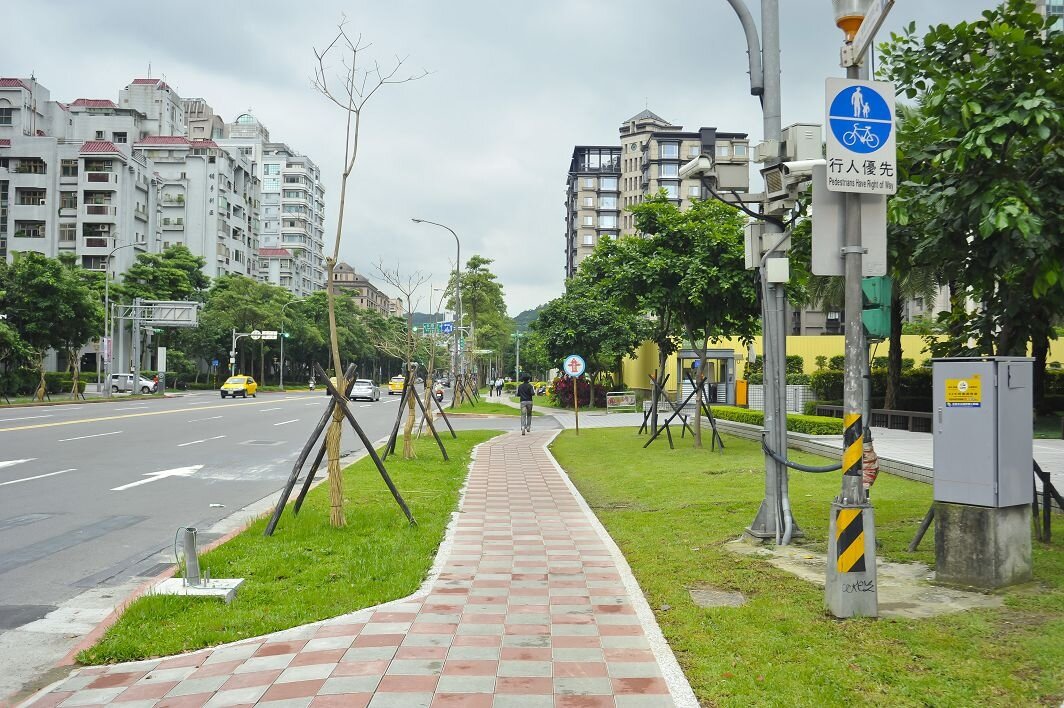 信義計劃區B7新高價土地,信義路松仁路口。(好房news記者 陳韋帆/攝影)