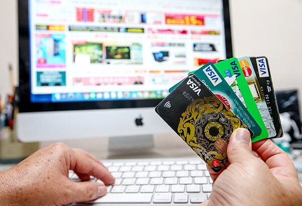 網購已是全球趨勢。圖/聯合報系資料照片