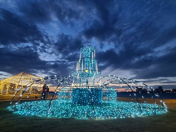 2020年八里光雕主題為「光之憶」。圖／新北市政府水利局提供