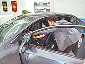 車市過谷底　汽車板廠回溫