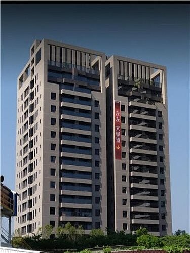 高雄大學城哈佛大樓榮獲優良社區特優獎。圖/取自實價登錄比價王