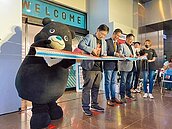 熊讚辦公室開幕　打卡送好禮