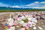 台東遊客破百萬　垃圾暴增500公噸