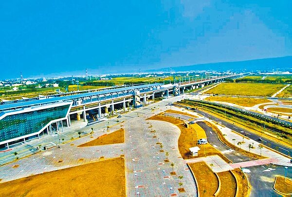 彰化高鐵站特定區近年土地開發愈來愈熱,彰化縣政府上半年辦理公開標售,刷新住宅區單價和產業專用區單筆標售面積的新高紀錄,下半年再接再勵要標售39筆土地。(彰化縣政府提供/謝瓊雲彰化傳真)