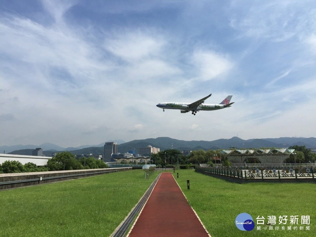 「機」不可失 內湖運動公園賞機趣(圖/台北市政府提供)