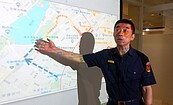 解決高雄匝道塞車　警：建議開放路肩、號誌「長綠」