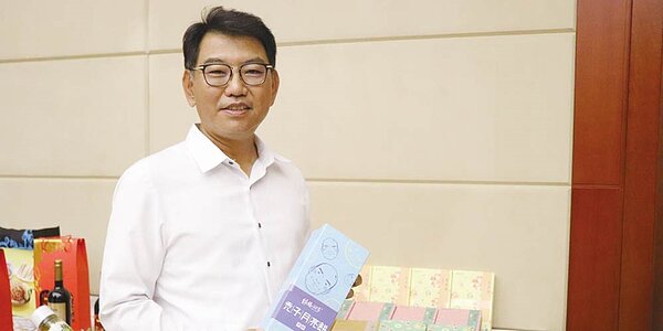 維格餅家董事長孫國華表示，將結束台北成都路二店、復興分公司與台中分公司營運。圖／本報資料照片