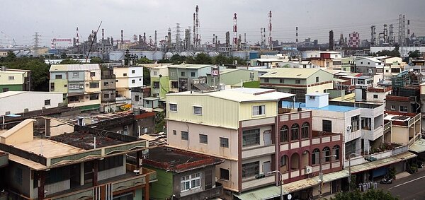 高雄市小港區大林蒲居民何去何從,考驗高雄市政府新團隊與中央、地方的協調能力。圖/聯合報系資料照片