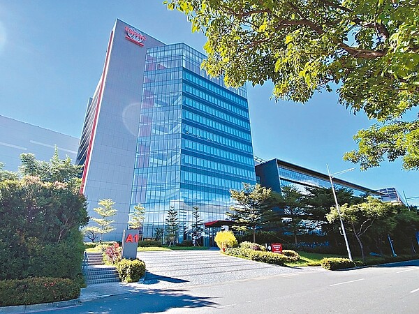 台積電、巨大集團等產業龍頭大廠持續在中科擴廠,帶動包括土地、廠辦、住宅等產品需求都顯著攀升。記者宋健生/攝影