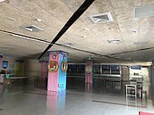 超冷清…金門小三通碼頭「熄燈」