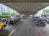 北市好停車App　民營加入規費減半