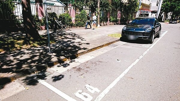 北市天母地區推出智慧停車收費區。圖/北市停管處提供