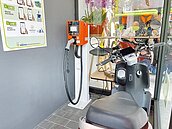 充電樁結合超商　明年擬建置500站