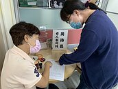 北市老人健保補助申請恢復　下月起不必再跑一趟
