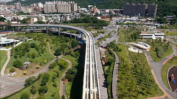 三鶯線行經三鶯藝術村。圖/新北市政府捷運工程局提供