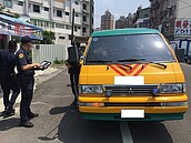 屏東幼童車攔檢　違規率6成