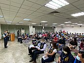 鄰居吵不停！　台中樂居學堂解決公寓大樓糾紛