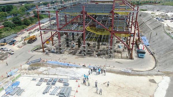 新北市立美術館正展開主體鋼構及地下室裝修工程。圖／新北市政府提供